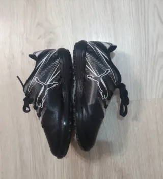 Botas de fútbol Puma niño Talla 28