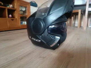 Casco LS2 Scope II