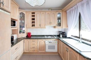 Chalet en venta en San Francisco - Chorillo en Gabias (Las)