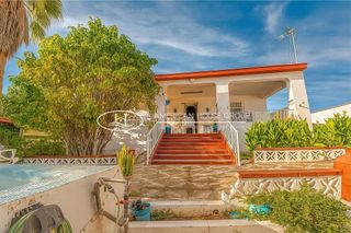 Chalet en venta en Pinar de los Franceses - Marquesado en Chiclana de la Frontera