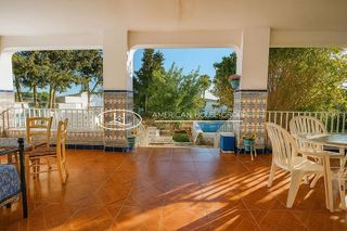 Chalet en venta en Pinar de los Franceses - Marquesado en Chiclana de la Frontera