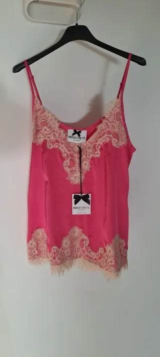 Camiseta lencera NoSecrets encaje