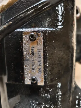 Caja Dirección Nissan Terrano