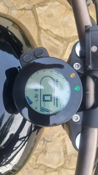 Keeway V-Cruise 125 Negra