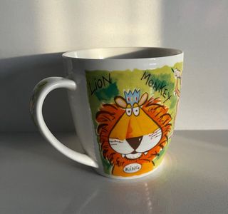 Taza de porcelana Holanda con diseño de animales