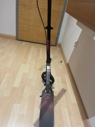 Patinete Oxelo gris y rosa