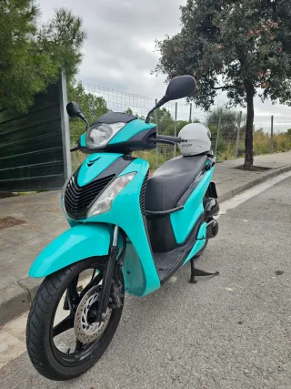 Honda SH 125i Scooter