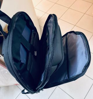 Zaino in stile minimal-Nero