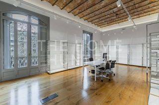 Oficina en alquiler en La Dreta de l'Eixample en Barcelona