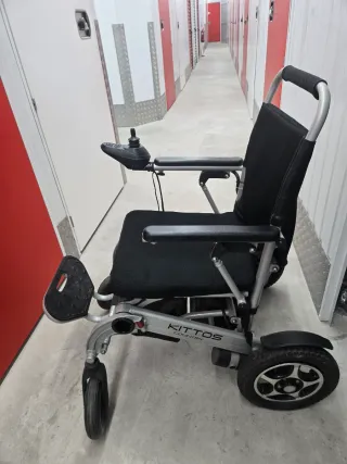 Silla de ruedas eléctrica KITTOS