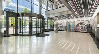 Oficina en alquiler en San Pascual en Madrid