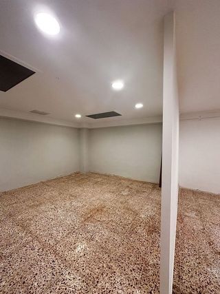 Local comercial en alquiler en Riba-roja de Túria