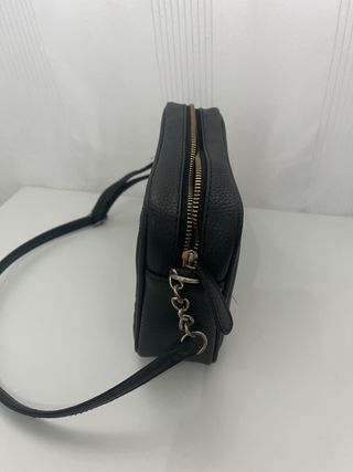 Bolso negro de hombro