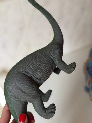 Lote 2 dinosaurios juguete