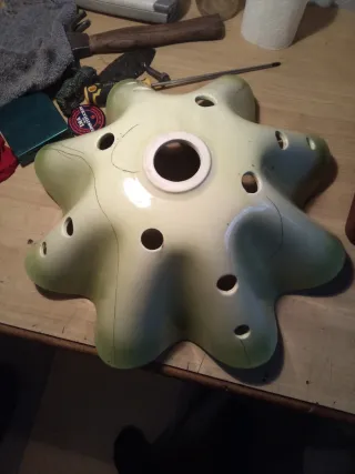 Lámpara cerámica antigua verde y blanca