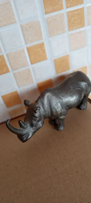 Rinoceronte metallo gadget POMILIO BLUMM