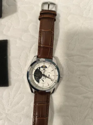 Reloj AQKULASIC Correa Marrón y Plata