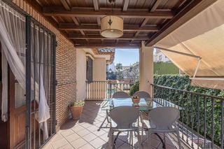 Chalet en venta en Ogíjares