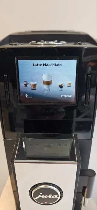 Cafetera Jura F909 Serie F9