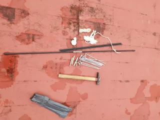 Tienda campaña + sacos + esterillas