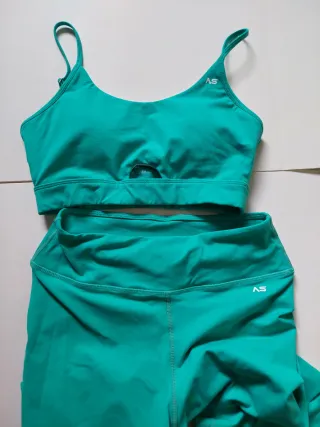 Ropa deportiva conjuntos