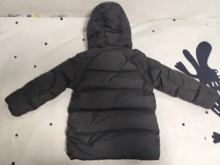 Chaquetón de plumas negro talla 5-6