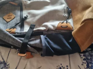 Mochila Quechua Marrón y Gris