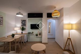 Piso en venta en Parque Mediterráneo - Santa Paula en Málaga