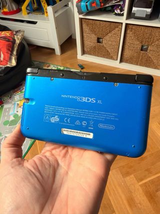 Nintendo 3DS XL Azul + juegos