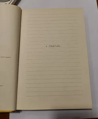 Libro "Diario di una schiappa. Vita da cani".