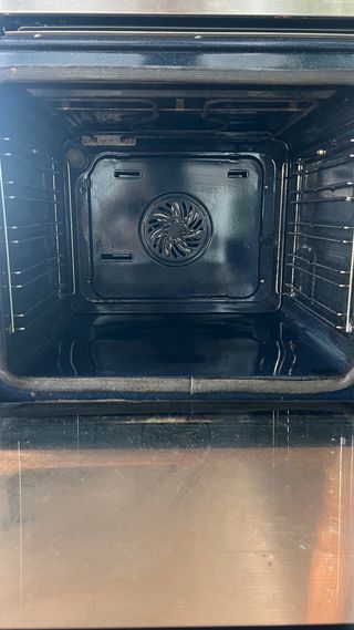 Horno Samsung Modelo NV68A117085 Vitro como nuevo