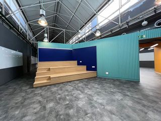 Oficina en alquiler en Tres Olivos - Valverde en Madrid