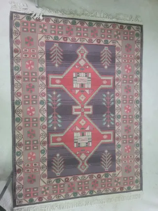 Alfombra de lana 207x140