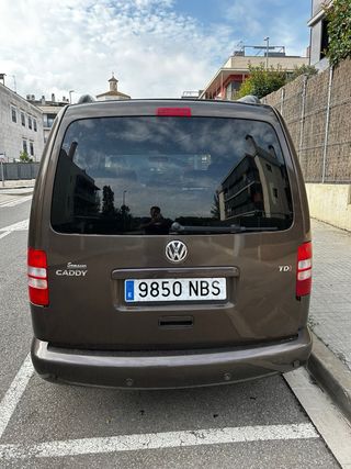 Volkswagen Caddy 2011