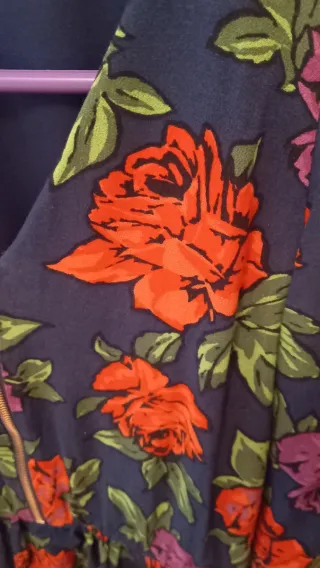 Vestido estampado floral Zara