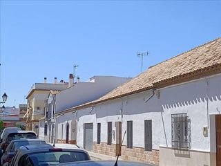 Casa adosada en venta en Palma del Río