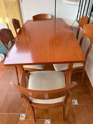 Mesa comedor y 6 sillas madera