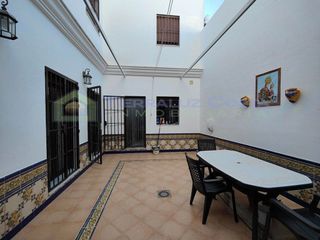 Chalet en venta en Lepe ciudad en Lepe