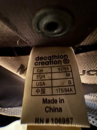 Chaqueta impermeable Quechua trekking gris