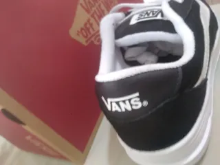 Vans Hylane Negro/Blanco