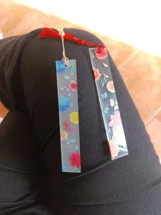 Puntos de libro hechos a mano con flores