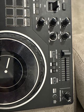 Controlador DJ Pioneer DDJ-REV1 Negro