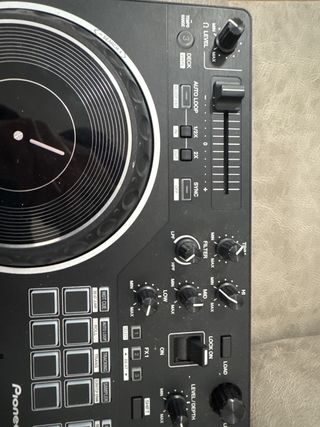 Controlador DJ Pioneer DDJ-REV1 Negro