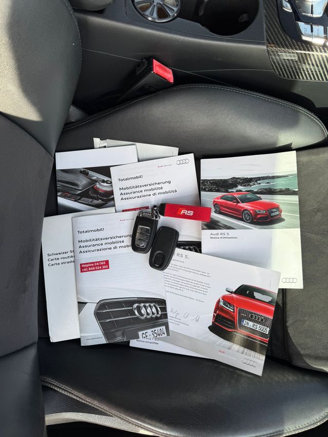 Audi RS5 RED EDITION CARBON PACK