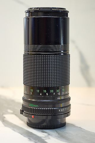 Canon 200mm F4 new FD