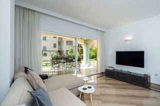 Piso en venta en Elviria en Marbella