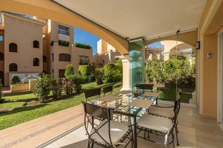 Piso en venta en Elviria en Marbella