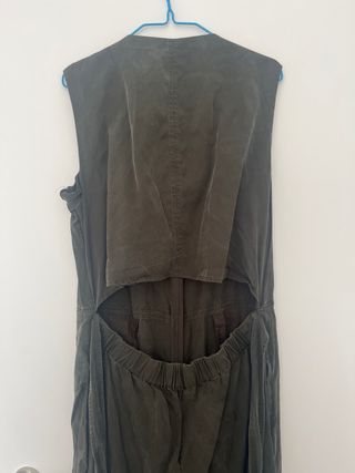 Mono COS verde talla 44