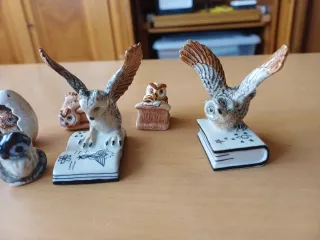 Mini figure di gufi in ceramica