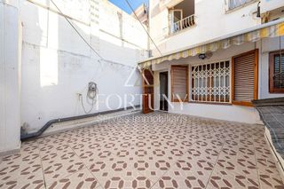 Chalet en venta en Constantí